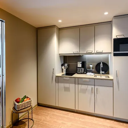 Apartahotel Adagio 4*