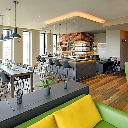 Adagio Aparthotel 4*